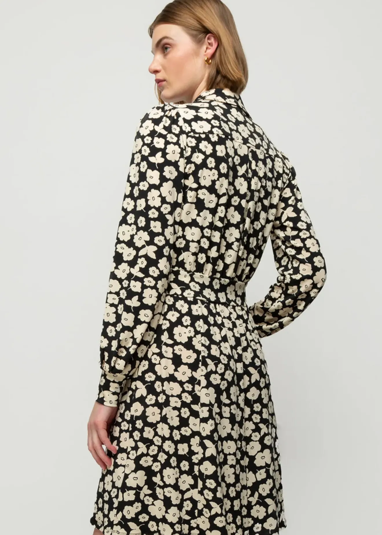 Vanilia Blouse Jurk Met Bloemenprint Black/Warm Ecru Discount