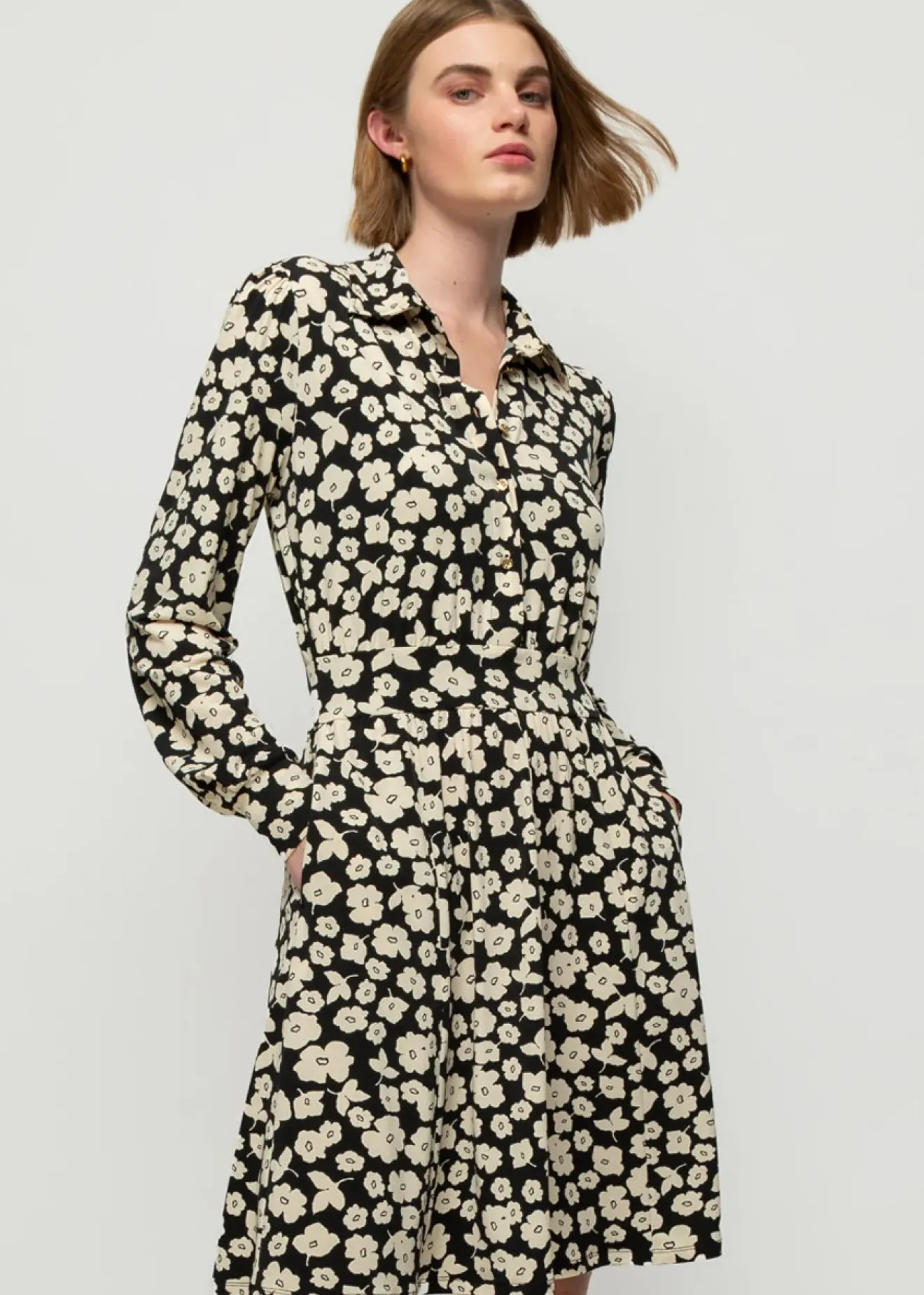 Vanilia Blouse Jurk Met Bloemenprint Black/Warm Ecru Discount