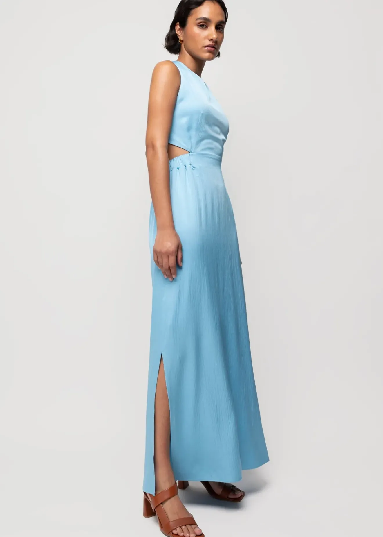 Vanilia Crinkle Satijnen Jurk Met Open Rug Miami Blue New