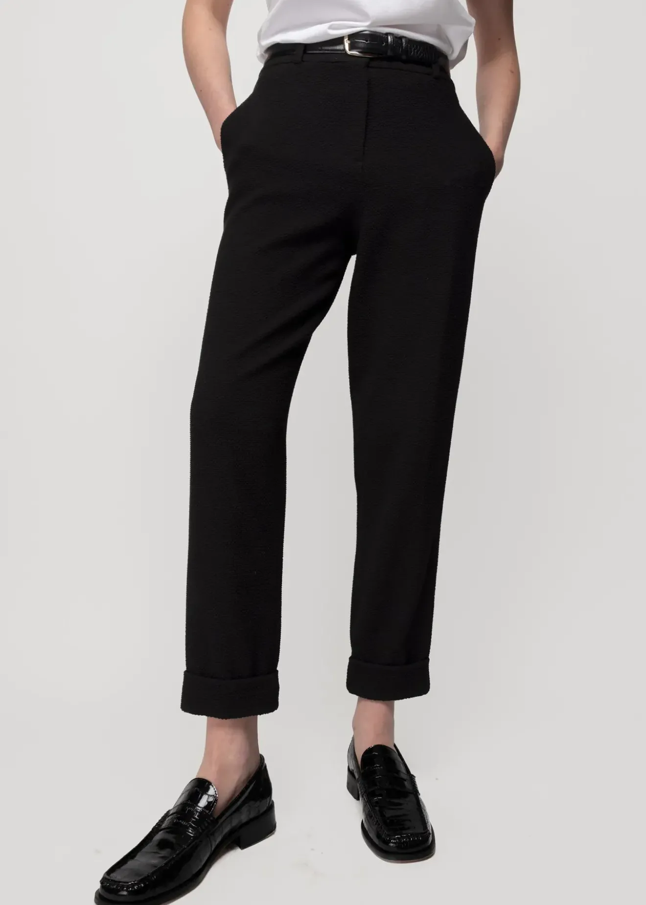 Vanilia Crinkle Structuur Chino Zwart Best