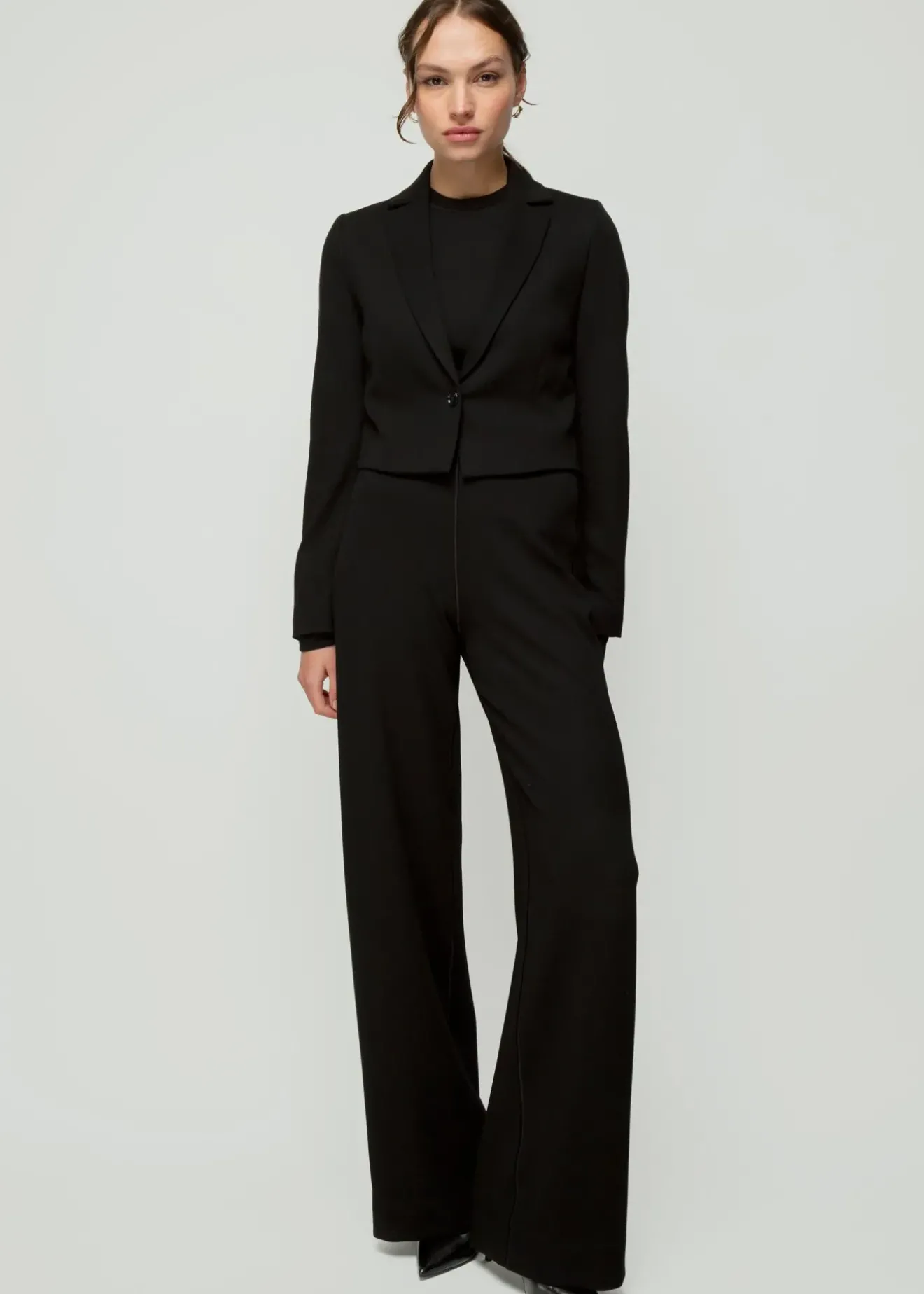 Vanilia Cropped Blazer Black/Black New