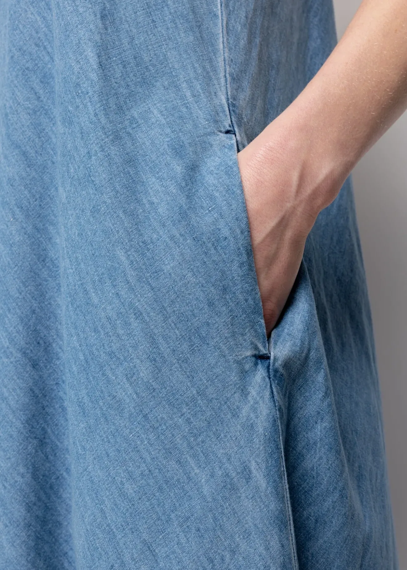 Vanilia Denim Slip Dress Light Denim Hot