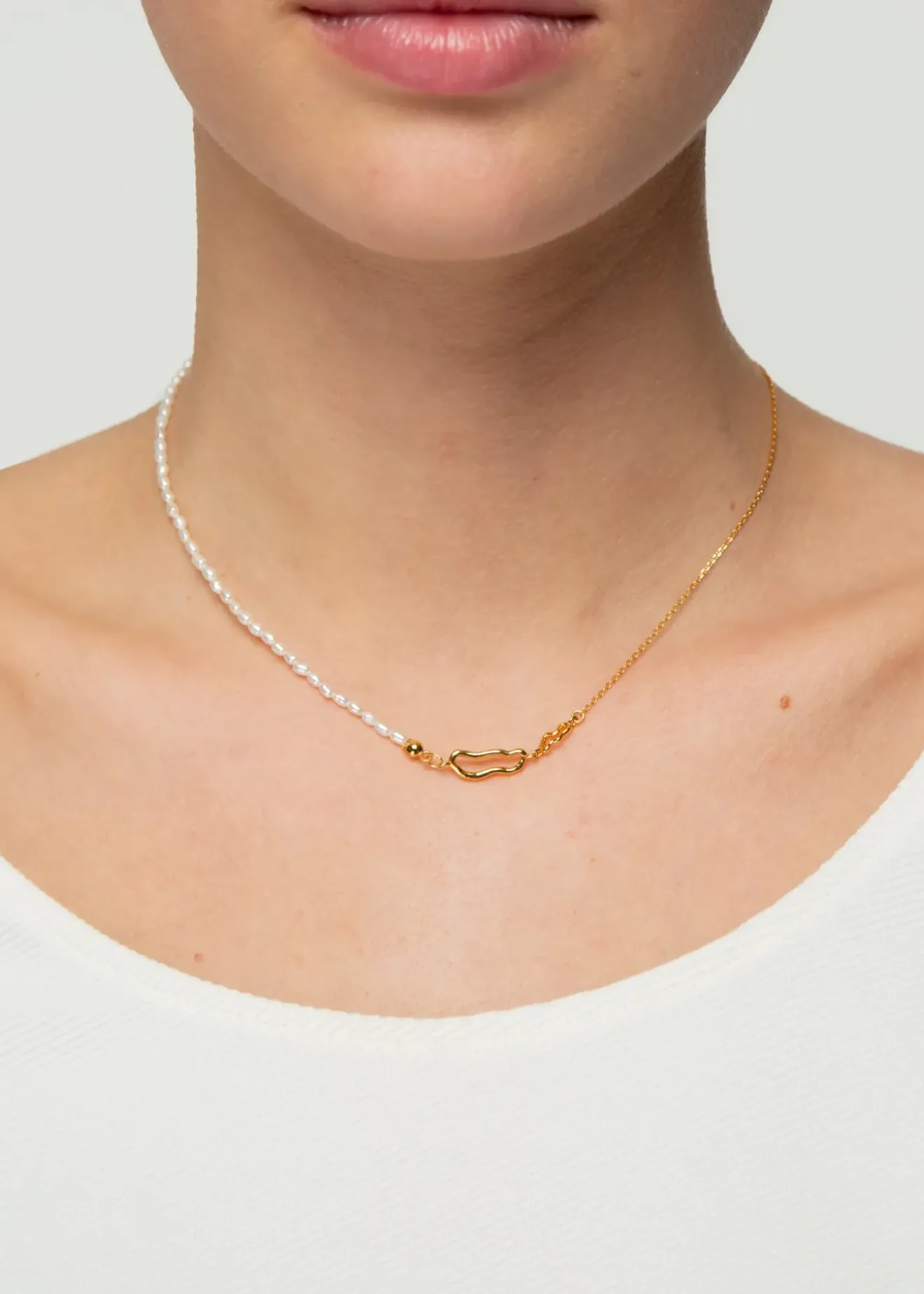 Vanilia Enamel Ketting Juliana Pearl Best