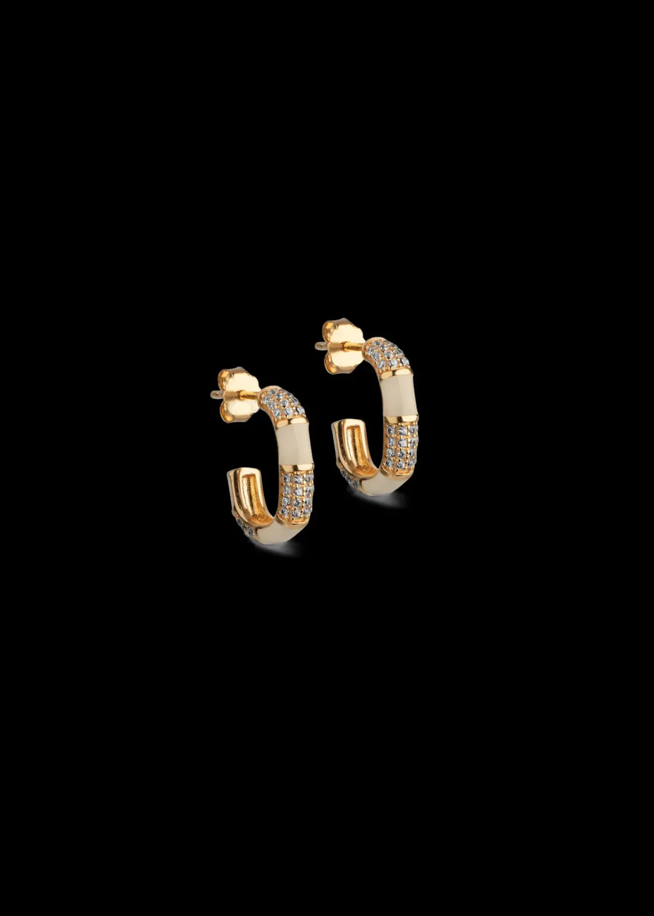 Vanilia Enamel Oorbellen Oline Beige And Clear Cz Best