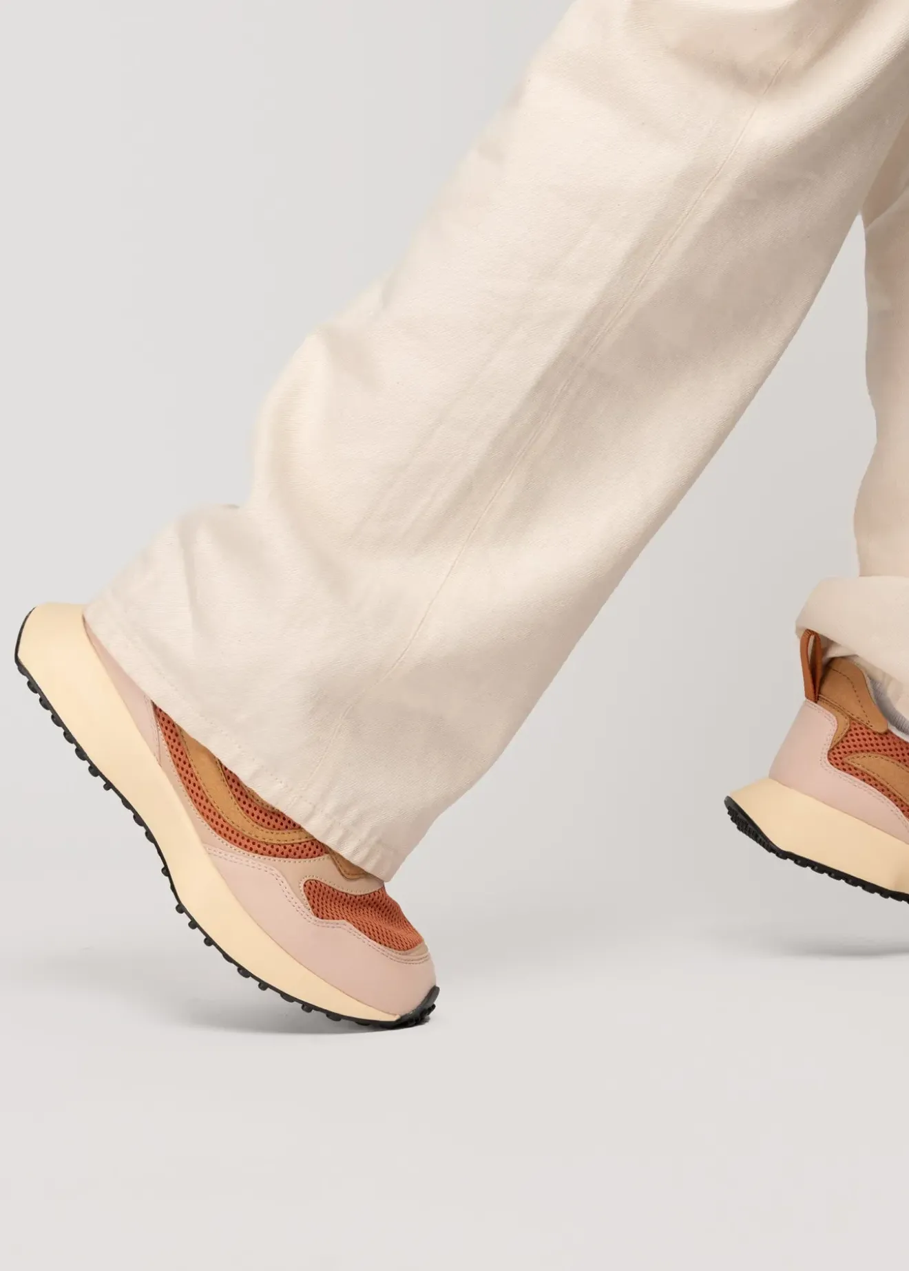 Vanilia Genesis G-Marathon Sneaker Multi Mesh Croissant/Latte/Chocolate Hot