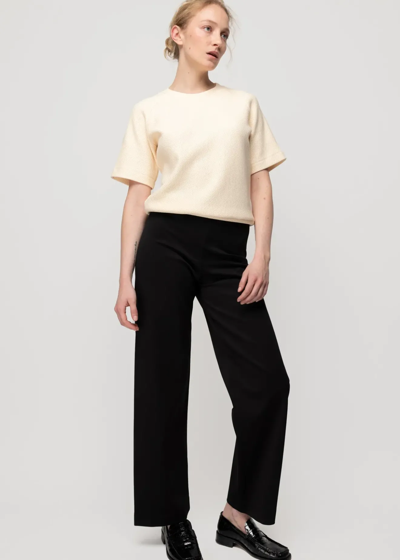 Vanilia High Tech Broek Zwart Fashion