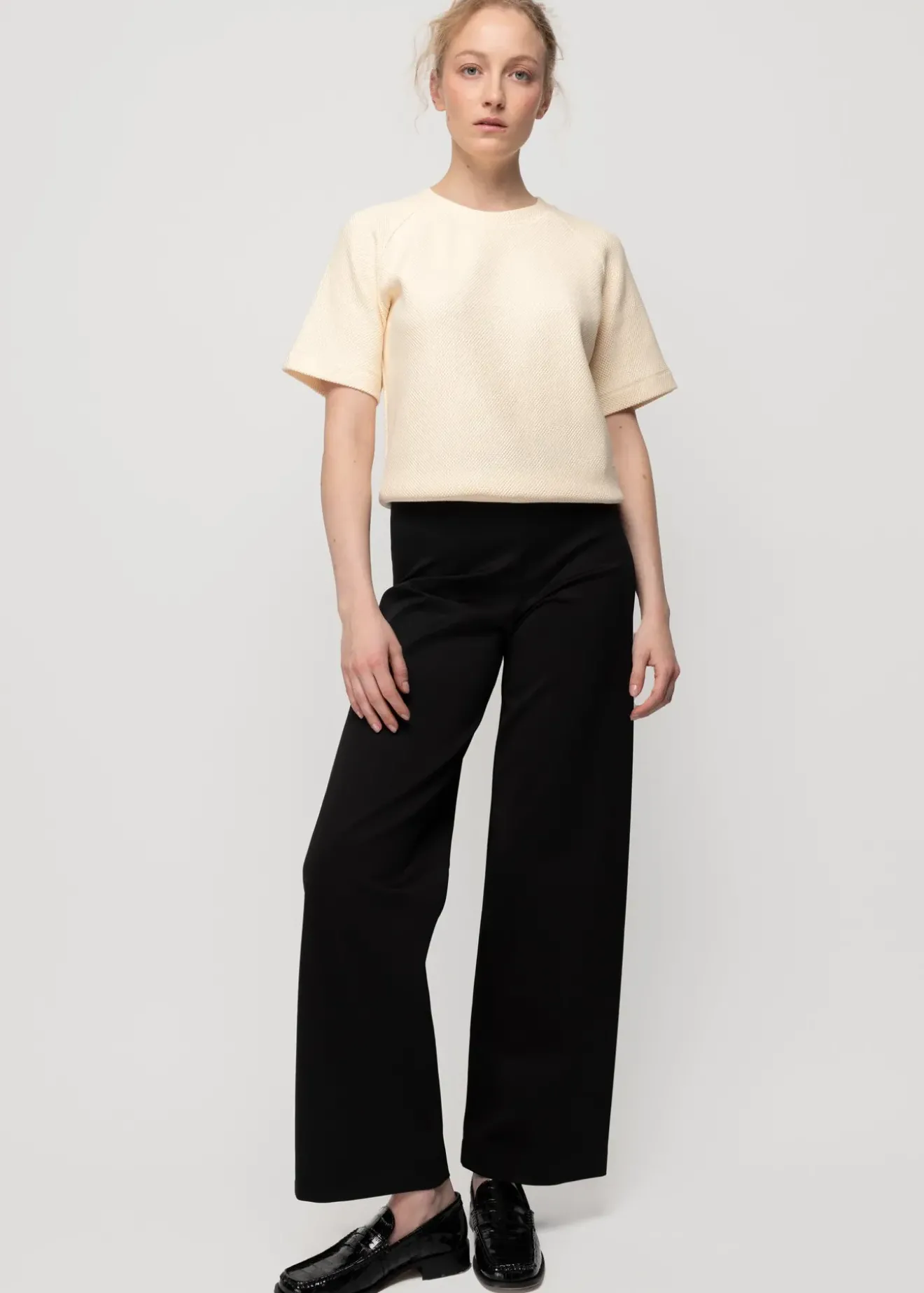Vanilia High Tech Broek Zwart Fashion