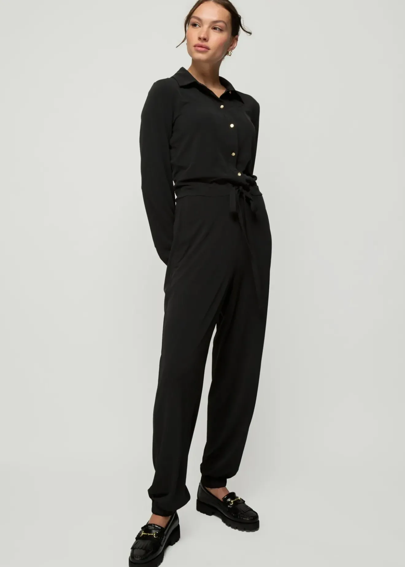 Vanilia Jumpsuit Met Gouden Knopen Zwart Clearance