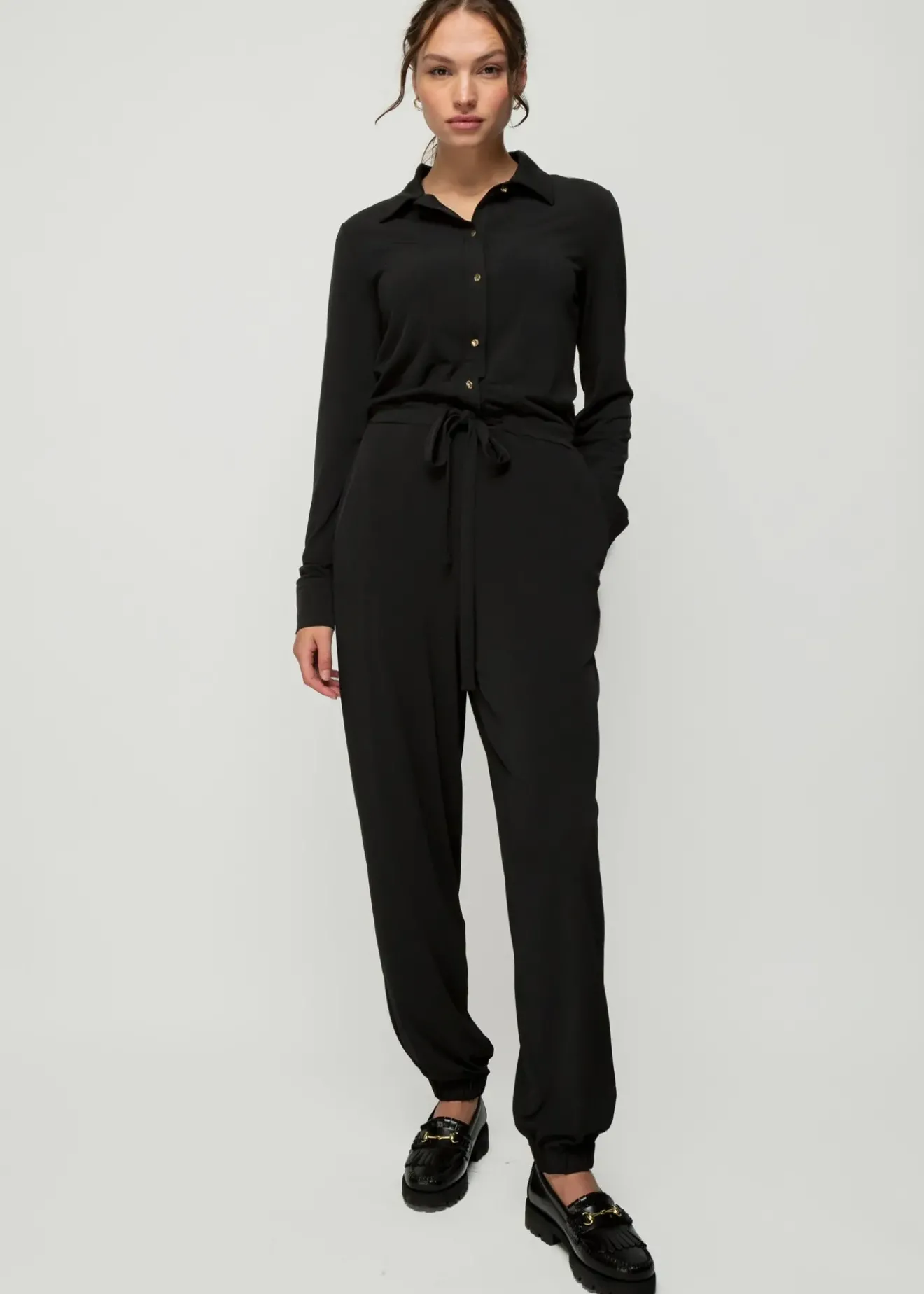Vanilia Jumpsuit Met Gouden Knopen Zwart Clearance