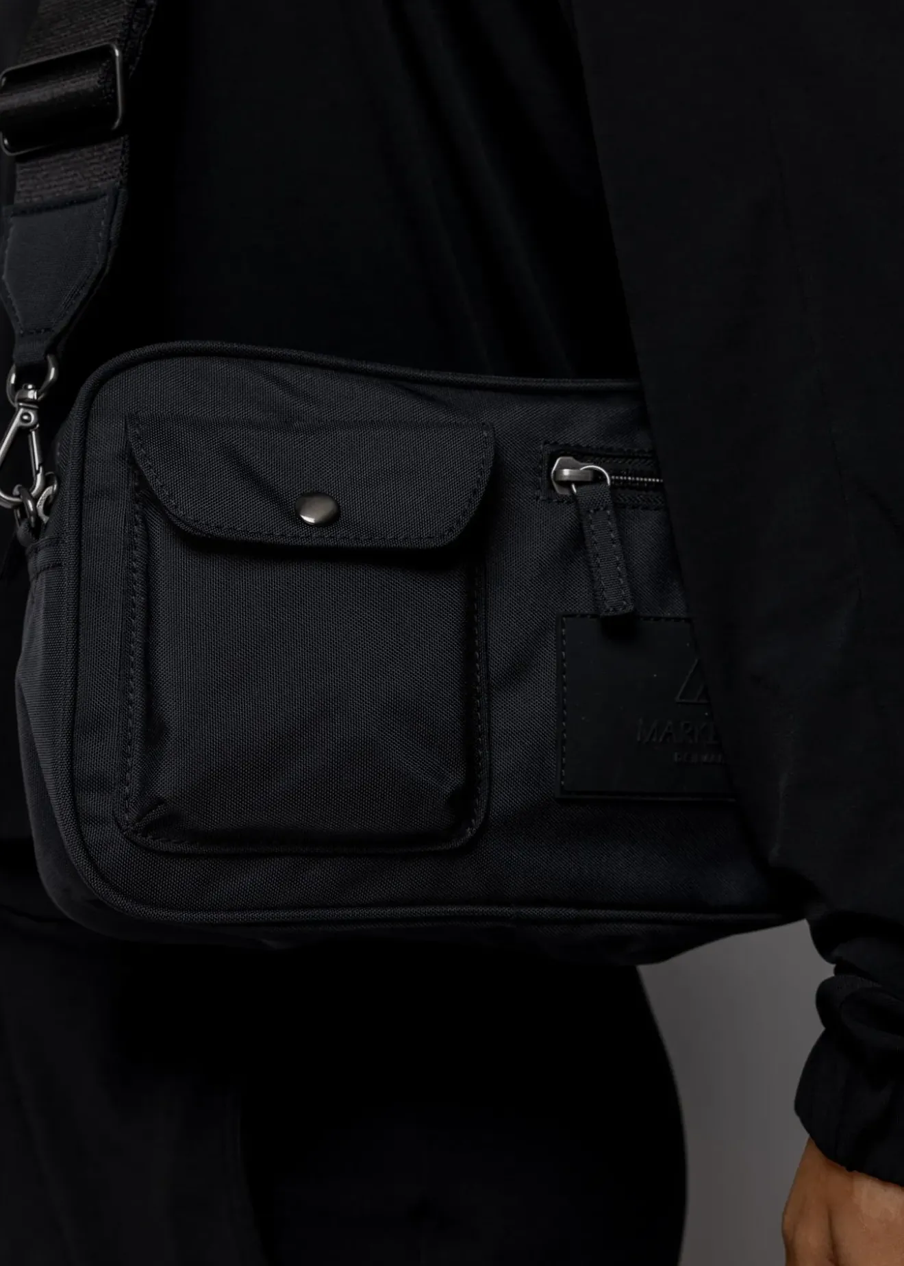 Vanilia Markberg Crossbody Tas Darla Medium Zwart Sale