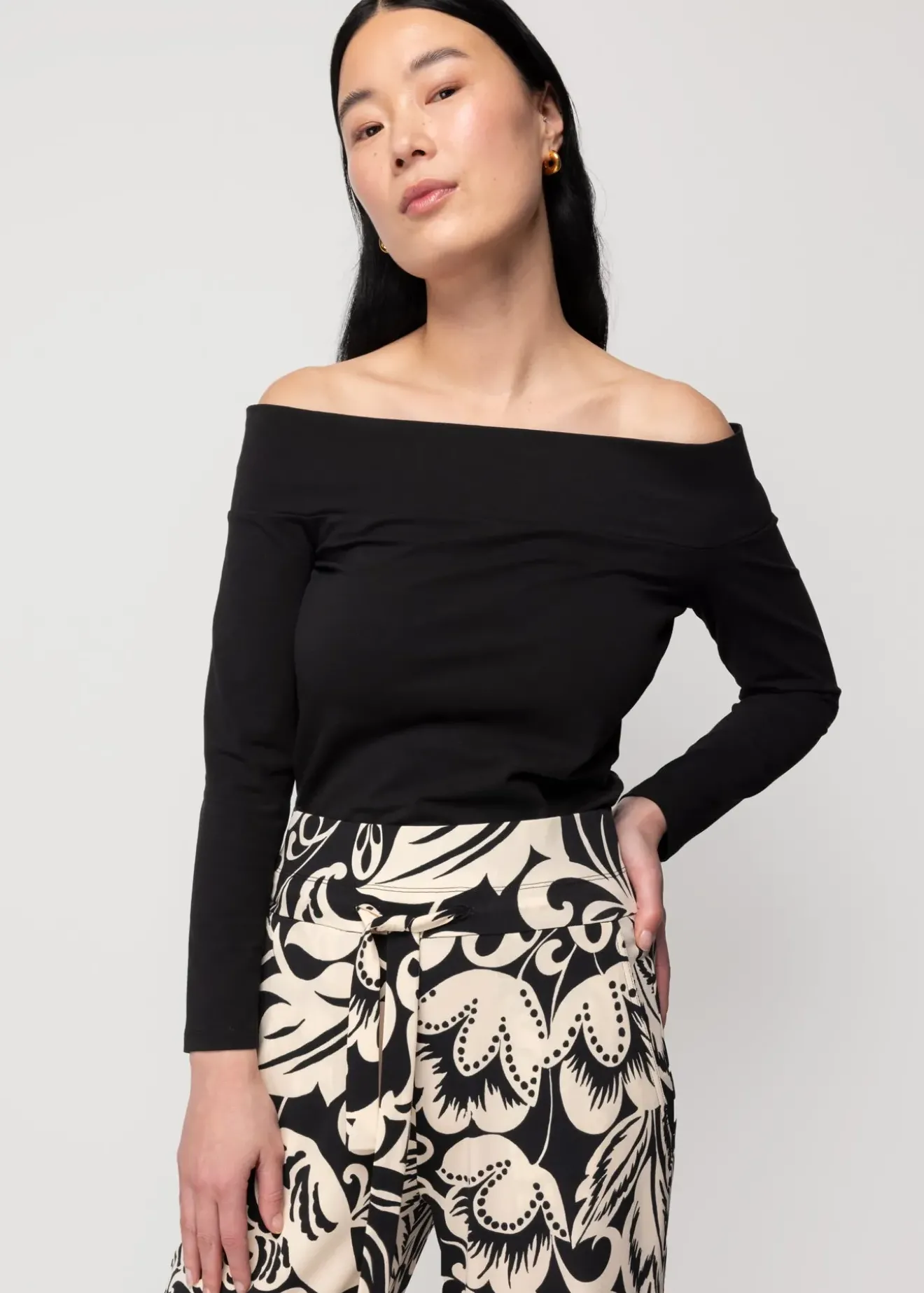 Vanilia Off Shoulder Top Zwart Best
