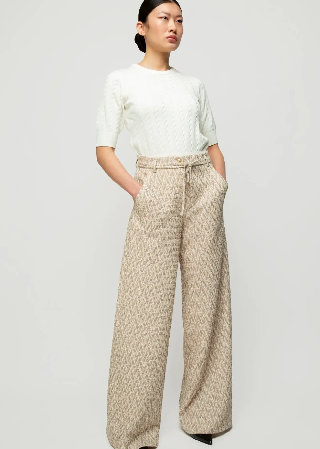 Vanilia Pantalon Met Zigzag Structuur Roasted Pecan Fashion