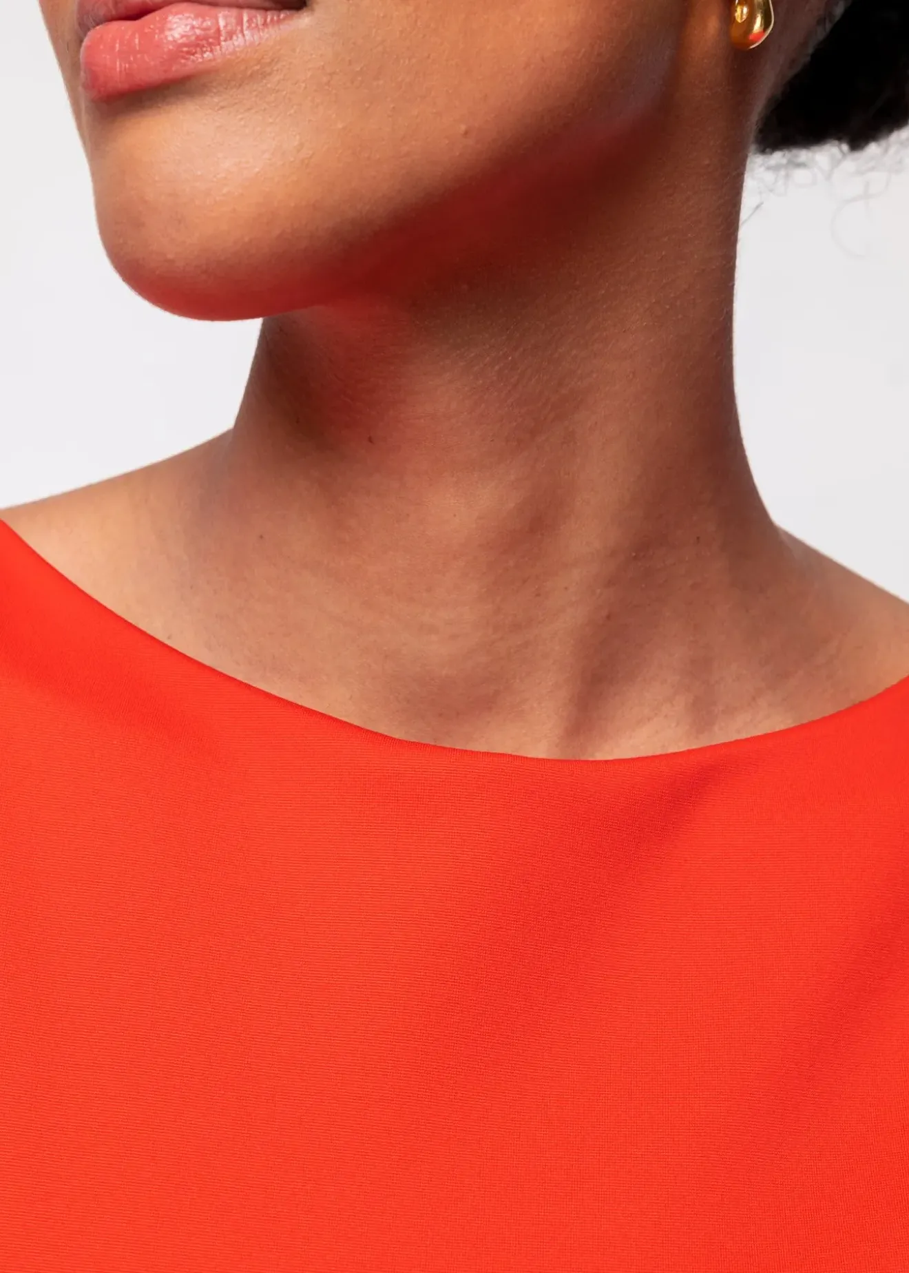 Vanilia Punto Midi Jurk Met Split Valiant Poppy Online