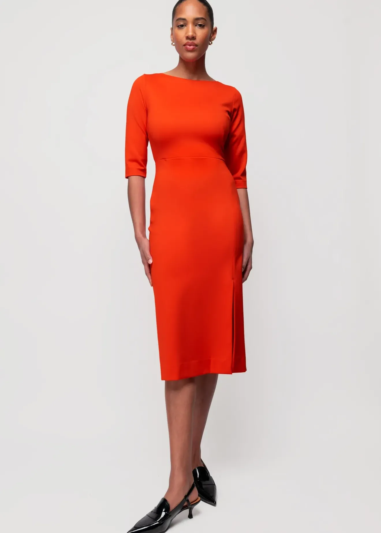 Vanilia Punto Midi Jurk Met Split Valiant Poppy Online