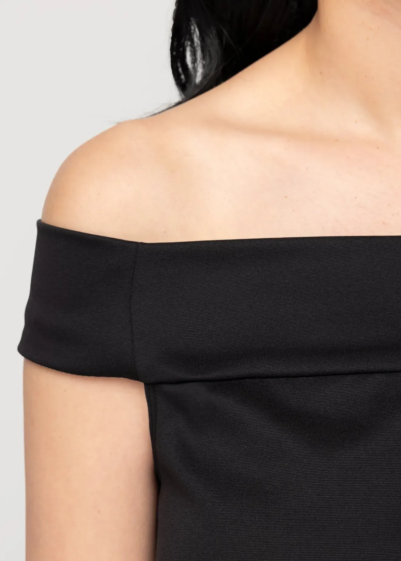 Vanilia Punto Off Shoulder Top Zwart Fashion