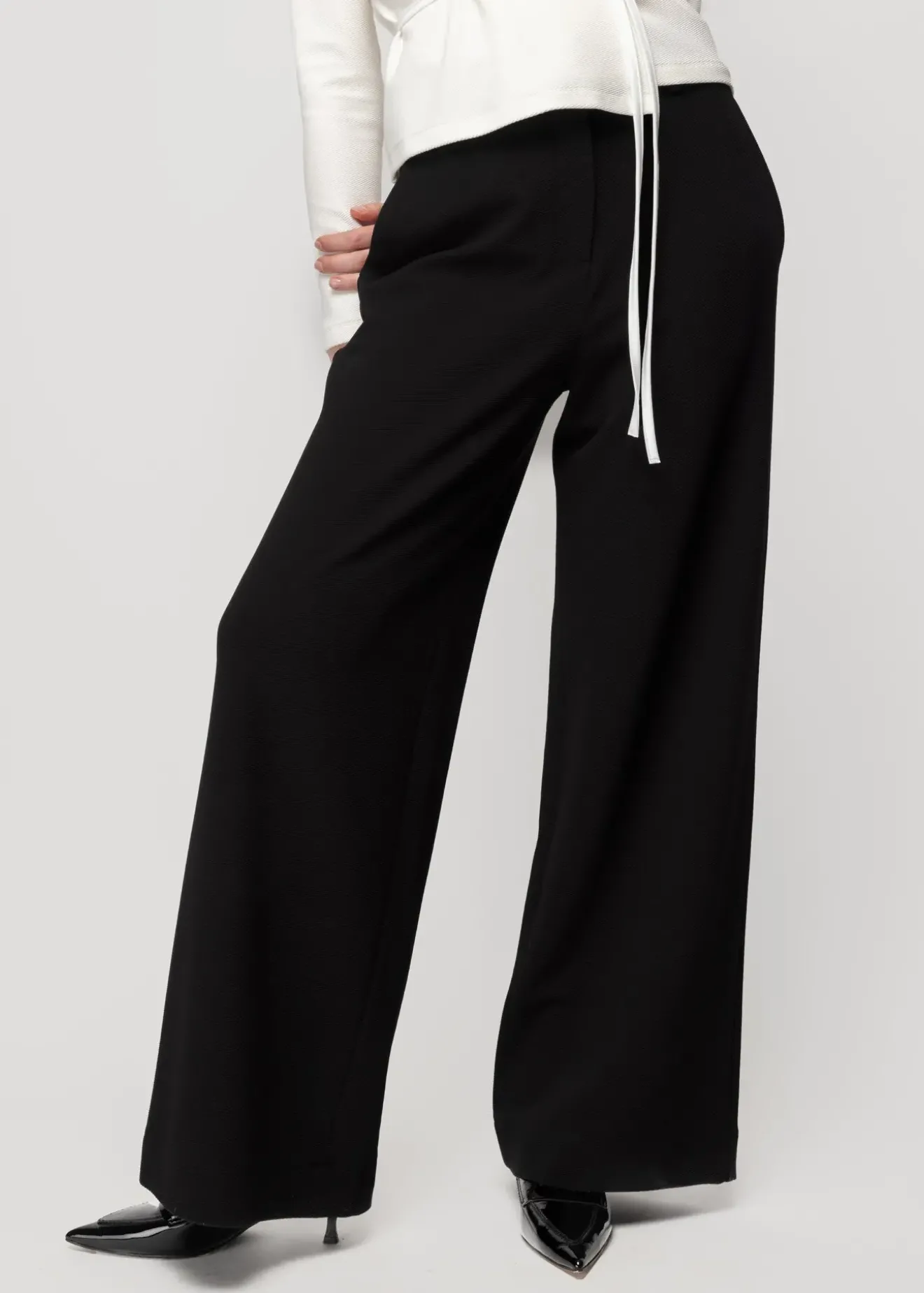Vanilia Rib Broek Met Rechte Pijp Zwart Best