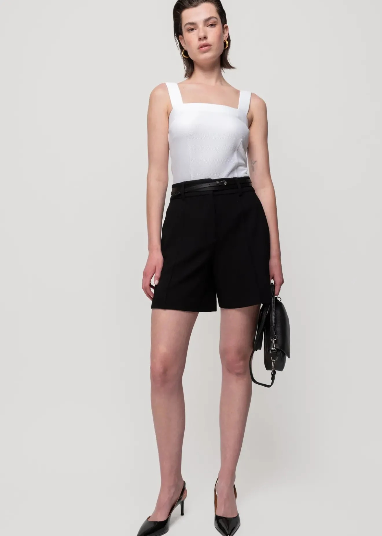 Vanilia Rib Short Zwart Best