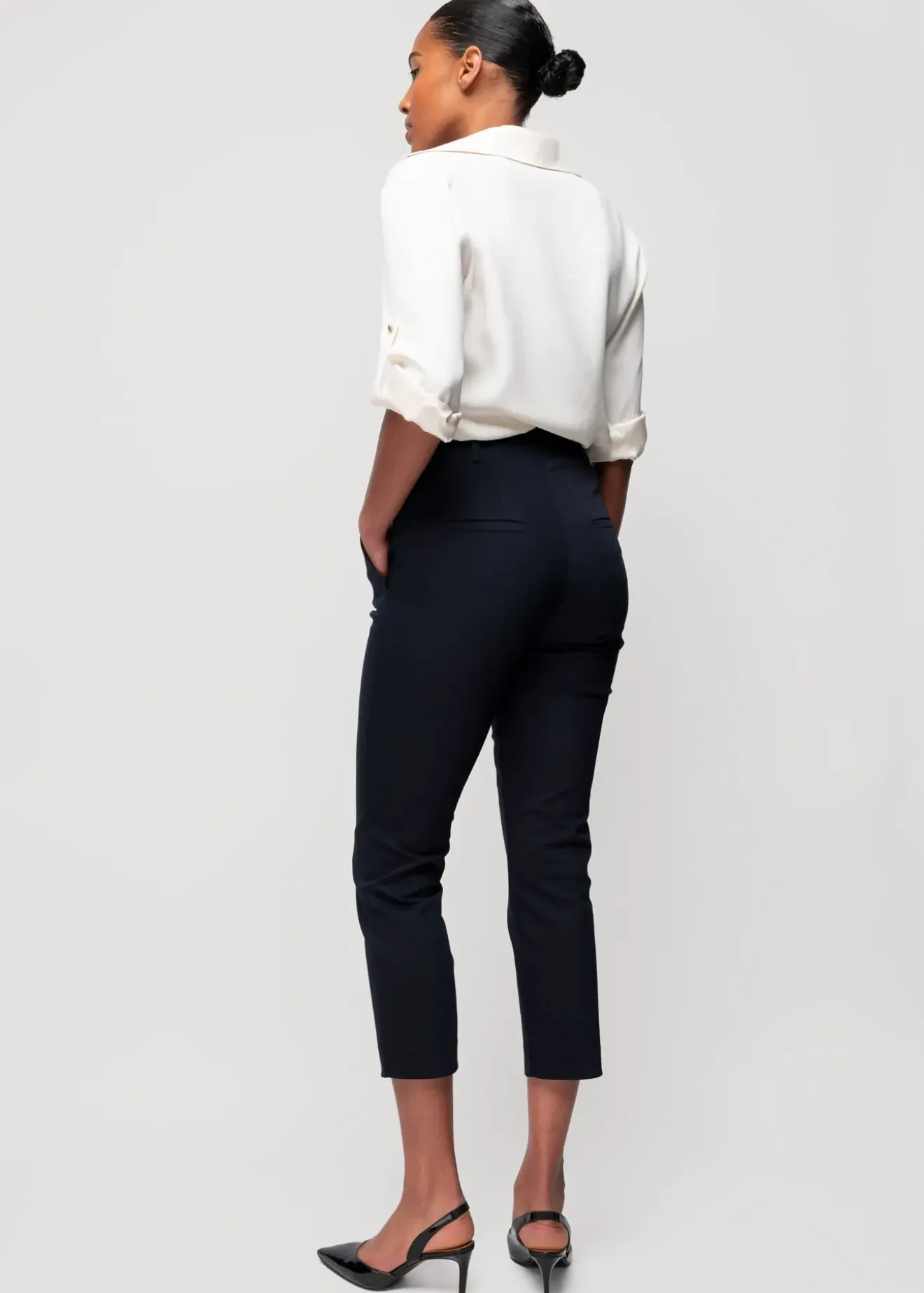 Vanilia Sailore Tapered Chino Darkest Blue New