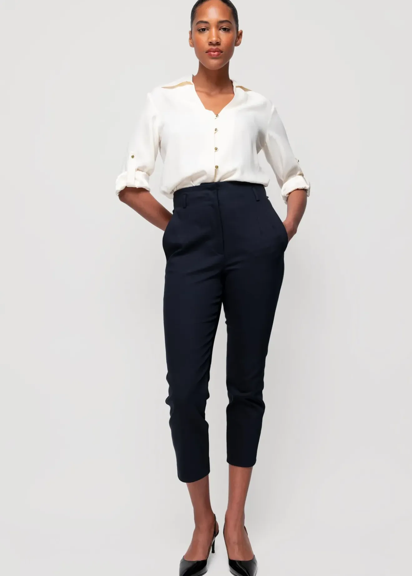 Vanilia Sailore Tapered Chino Darkest Blue New