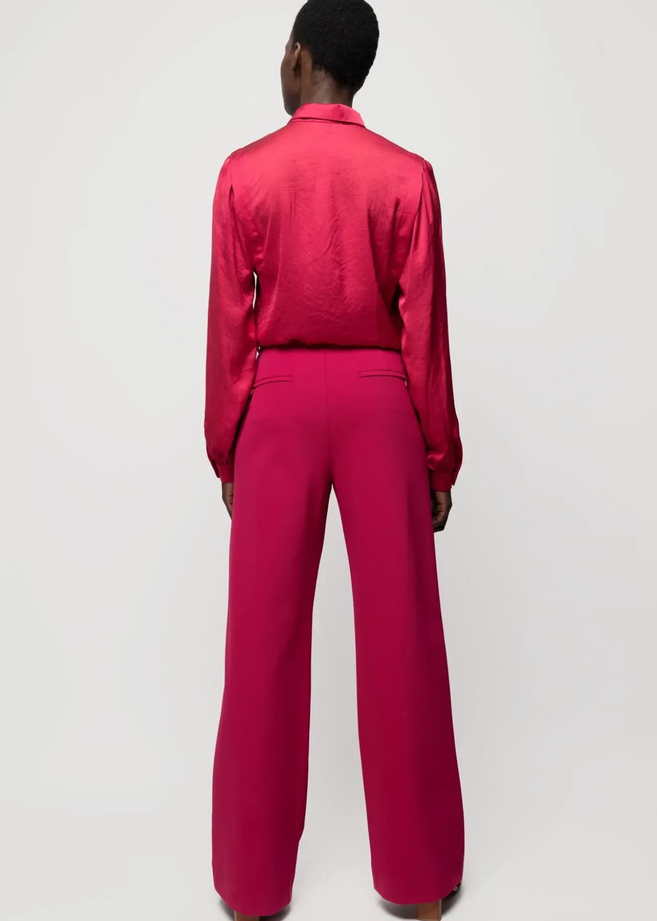 Vanilia Satijnen Blouse Sangria Discount