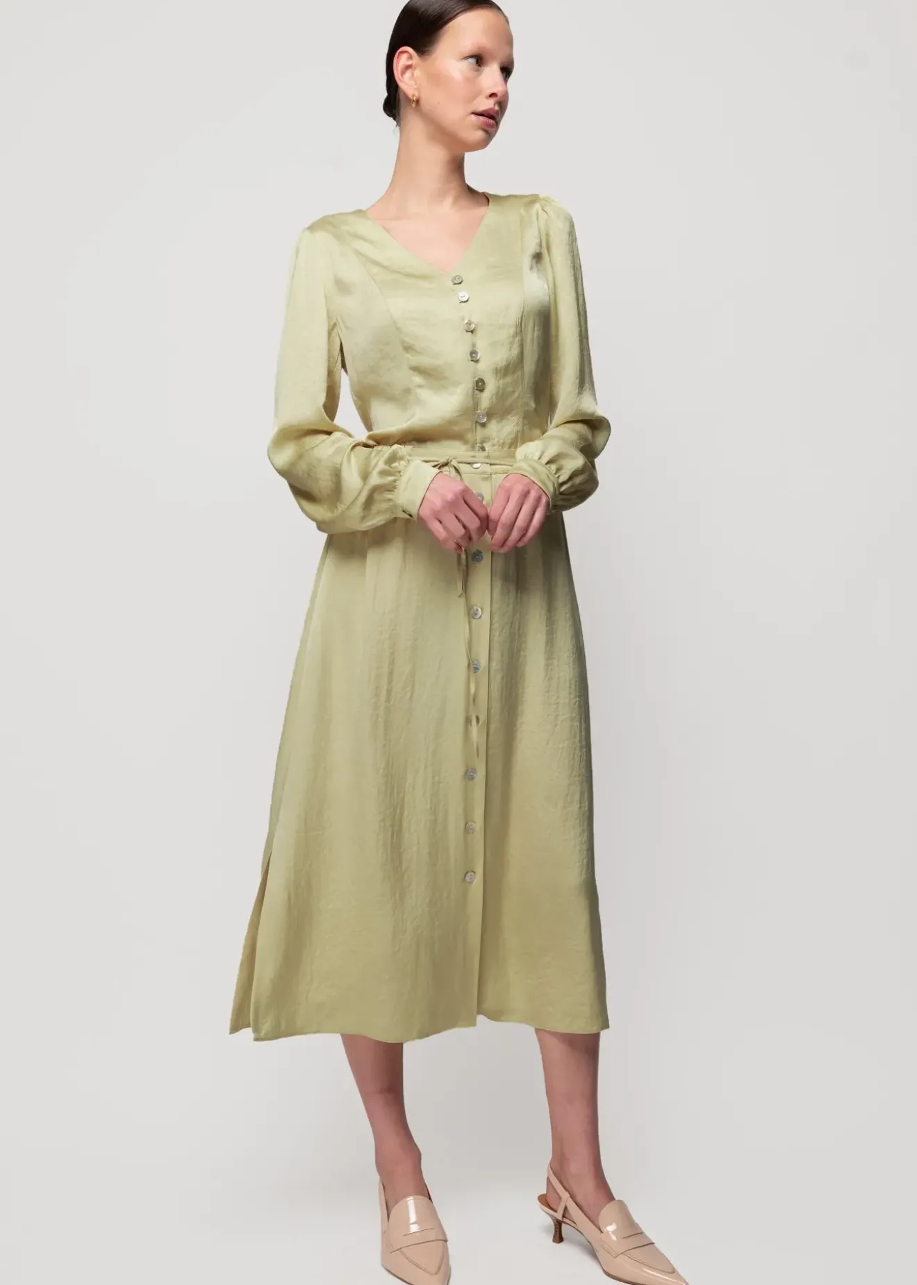 Vanilia Satijnen Blouse Met Parelmoer Linde Outlet
