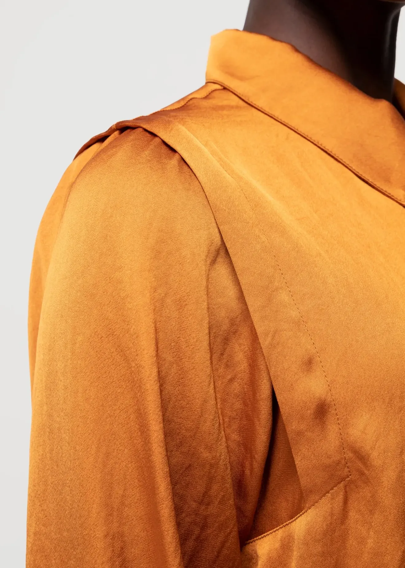 Vanilia Satijnen Jumpsuit Leather Brown Fashion