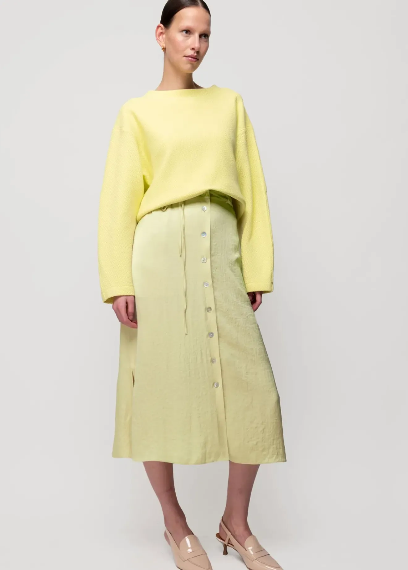 Vanilia Satijnen Midi Rok Linde Fashion