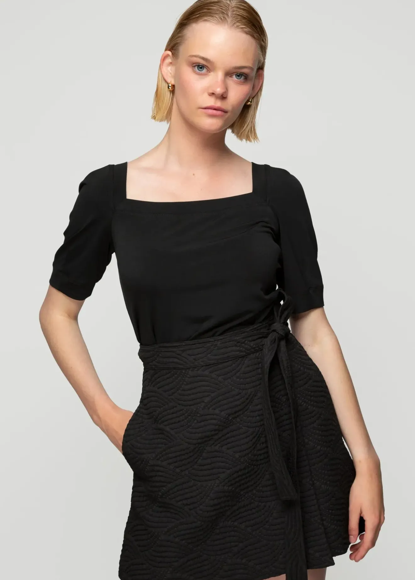 Vanilia Top Met Vierkante Hals Zwart Hot