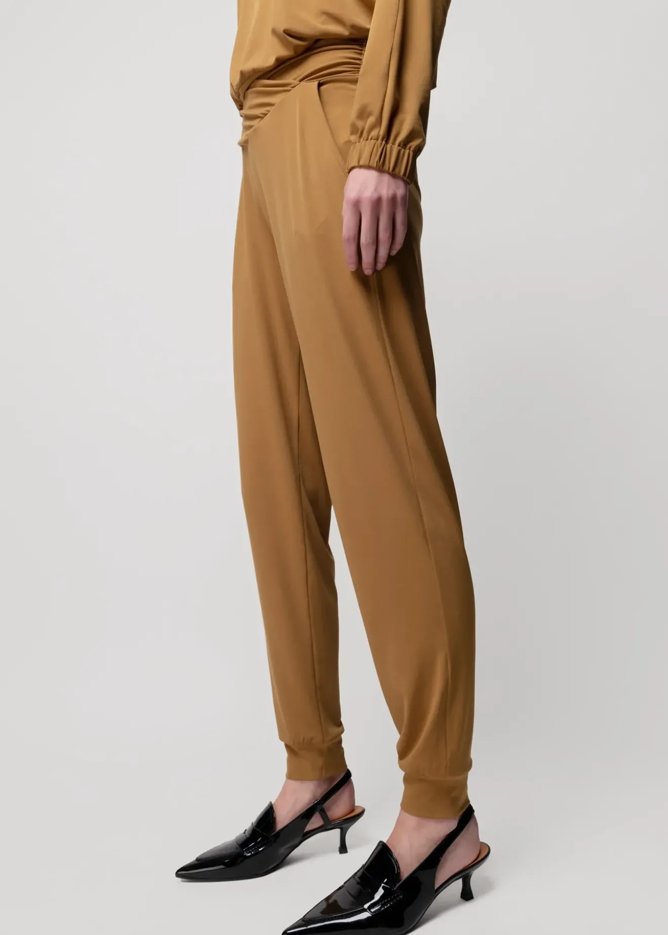 Vanilia Tricot Jogger Breen Discount