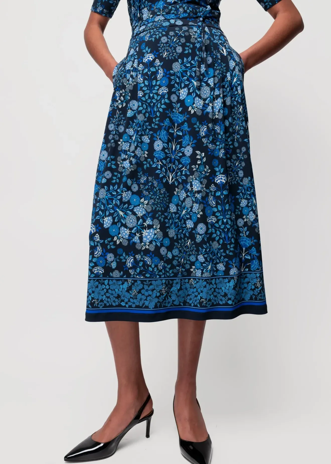 Vanilia Tricot Rok Met Bloemen Lago / Classic Navy / Indigo Clearance