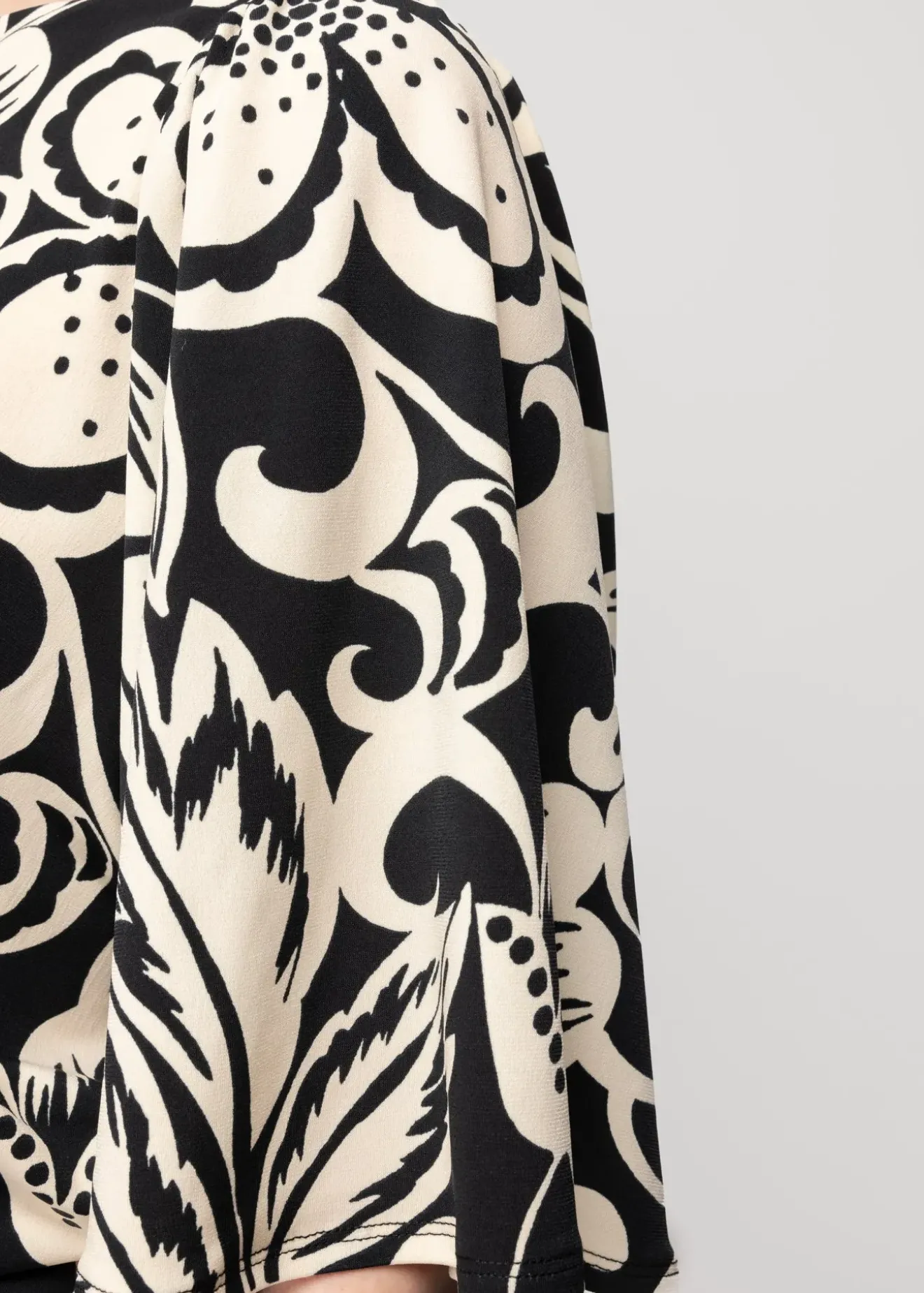 Vanilia Tricot Top Met Bloemenprint Antique Cotton/Black Sale
