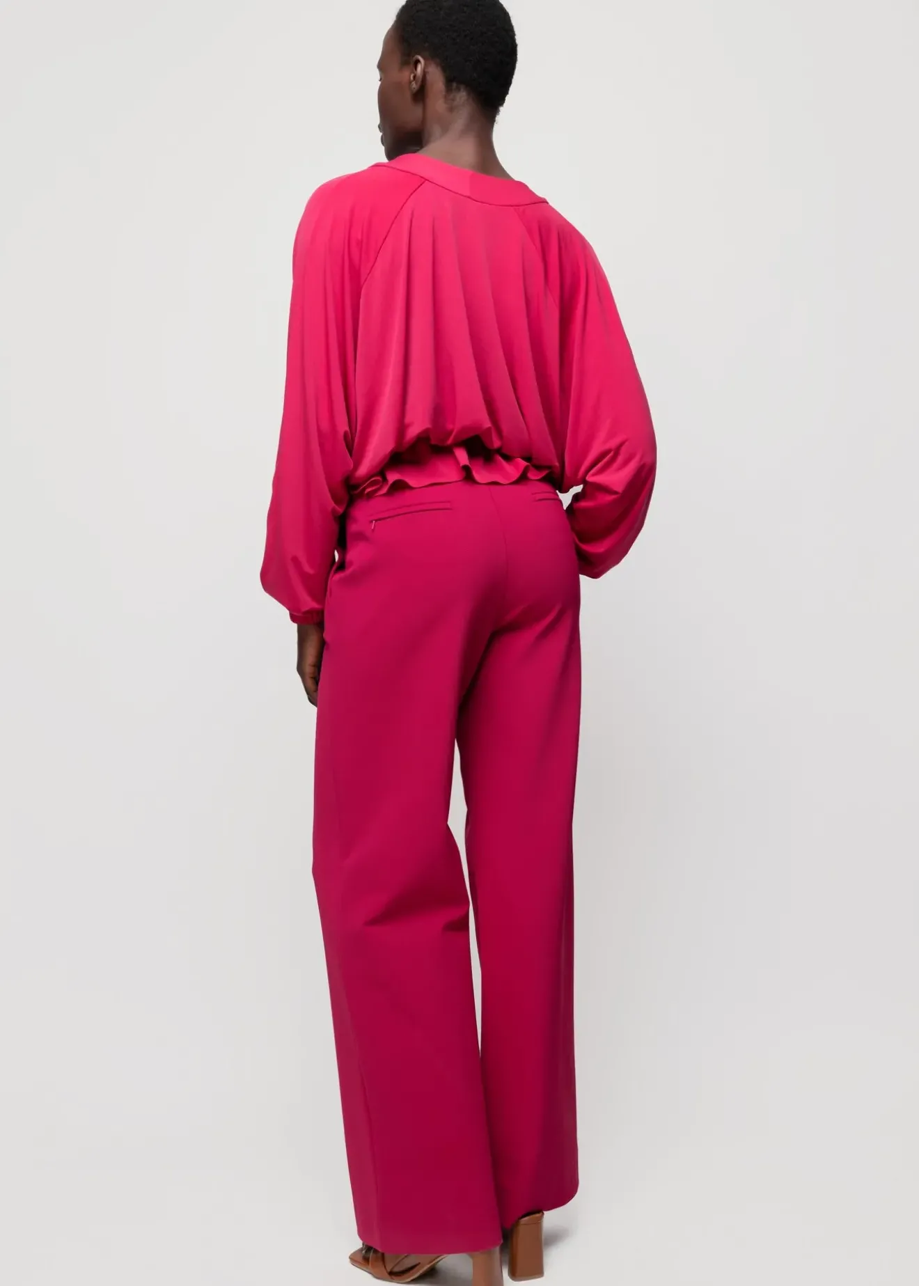 Vanilia Tricot Top Met V-Hals Sangria Clearance