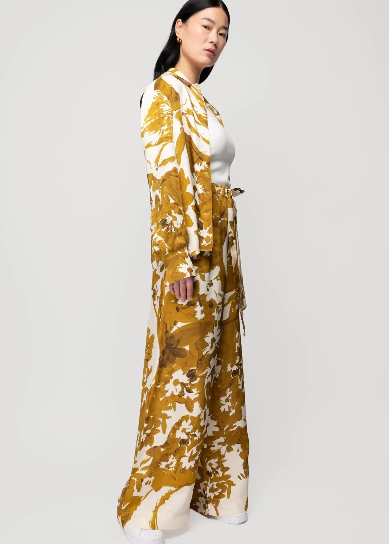 Vanilia Viscose Blouse Met Bloemen Golden Ochre / Crema Online