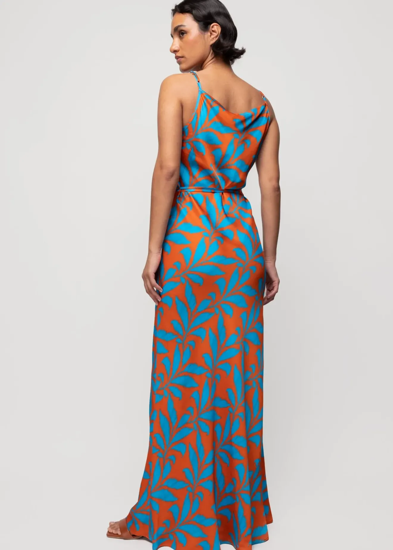 Vanilia Viscose Slip Dress Met Tropic Print Splash / Orange Fashion