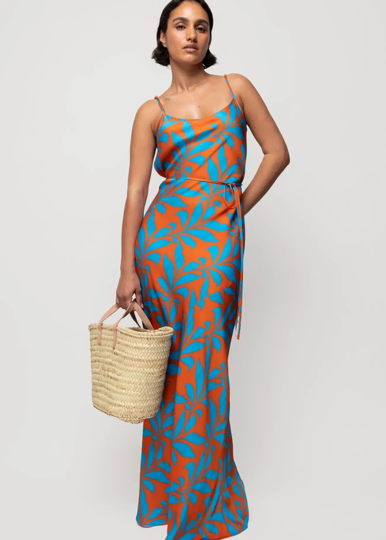 Vanilia Viscose Slip Dress Met Tropic Print Splash / Orange Fashion