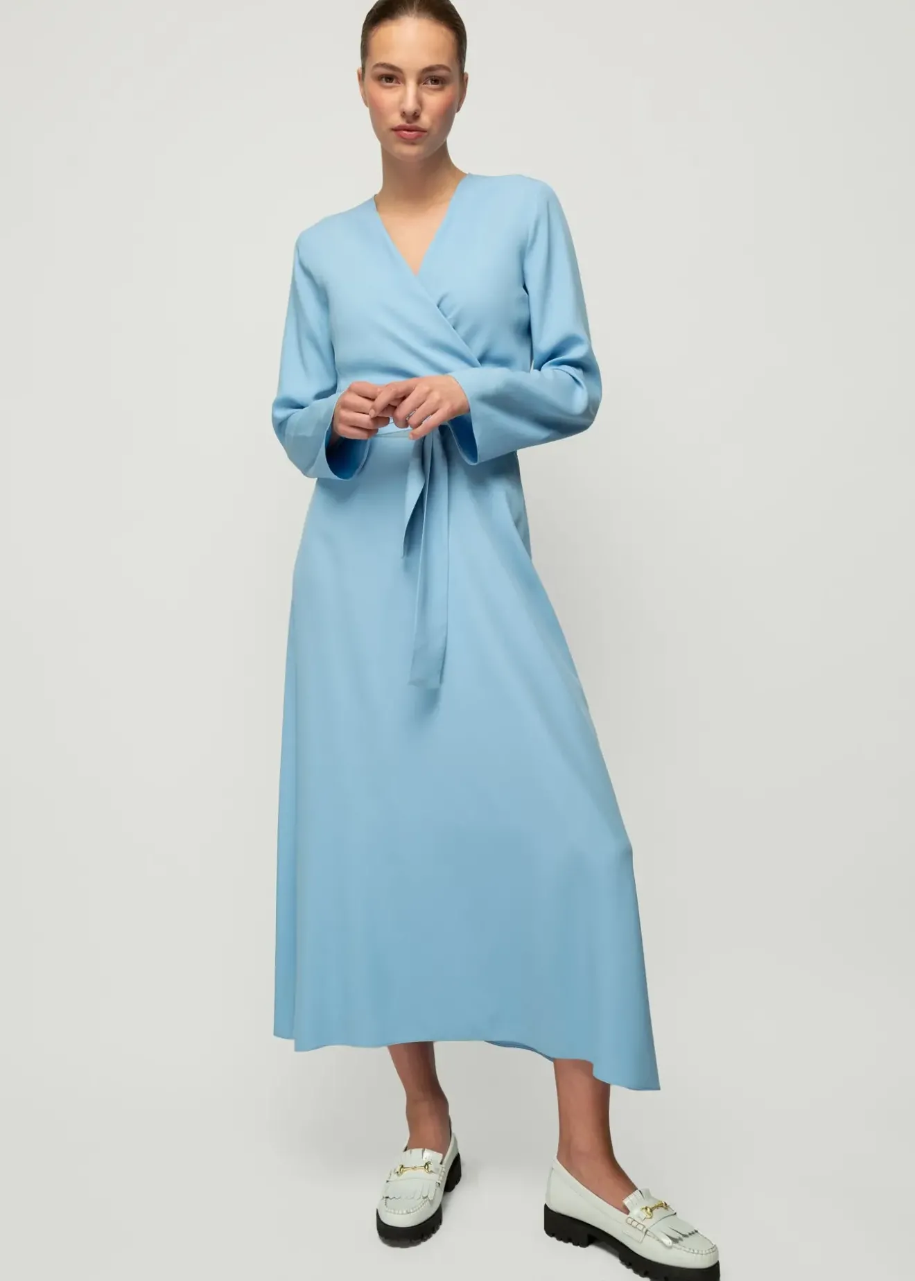 Vanilia Viscose Wrap Top Frost Blue Fashion