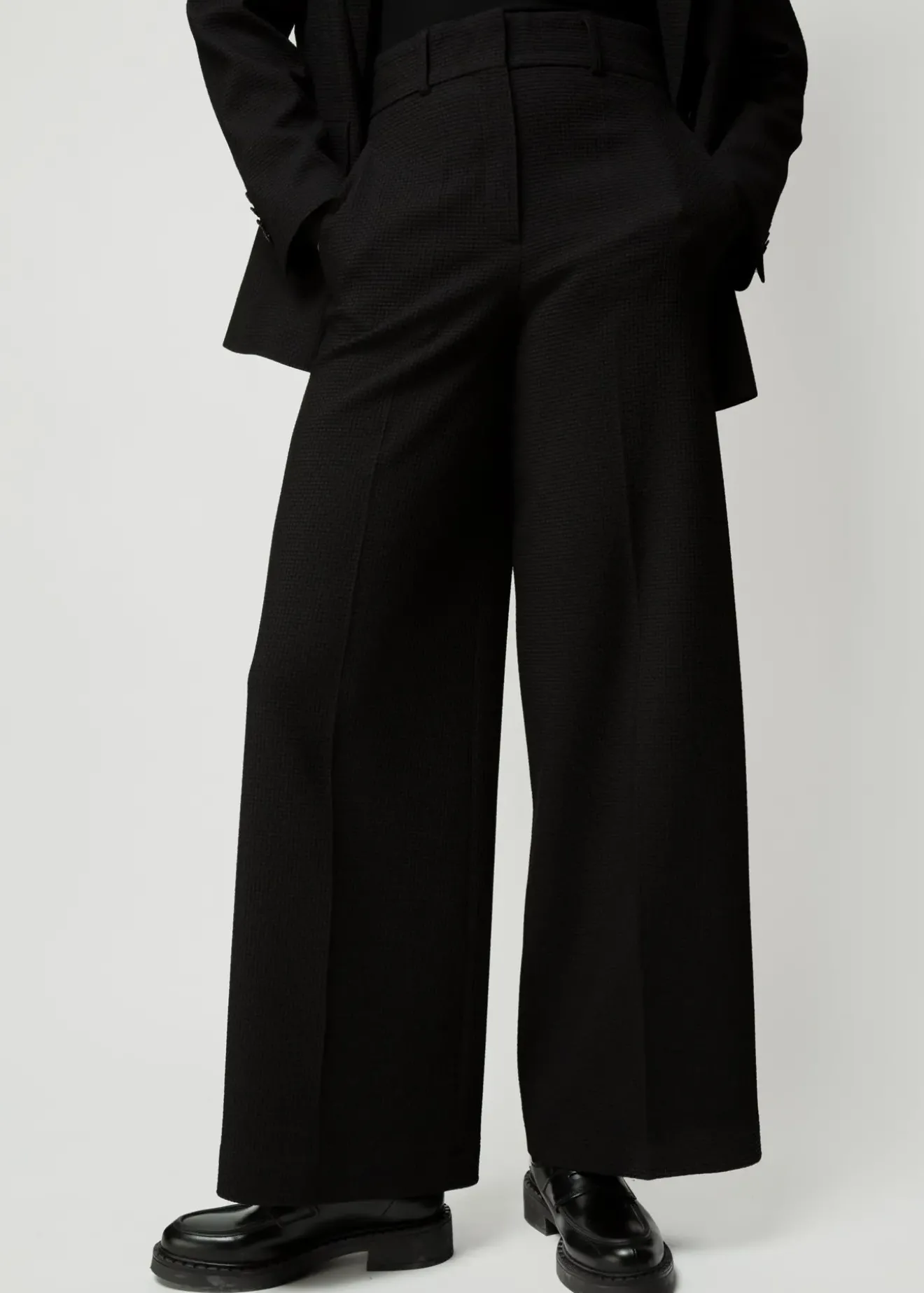 Vanilia Wafel Structuur Pantalon Zwart Online