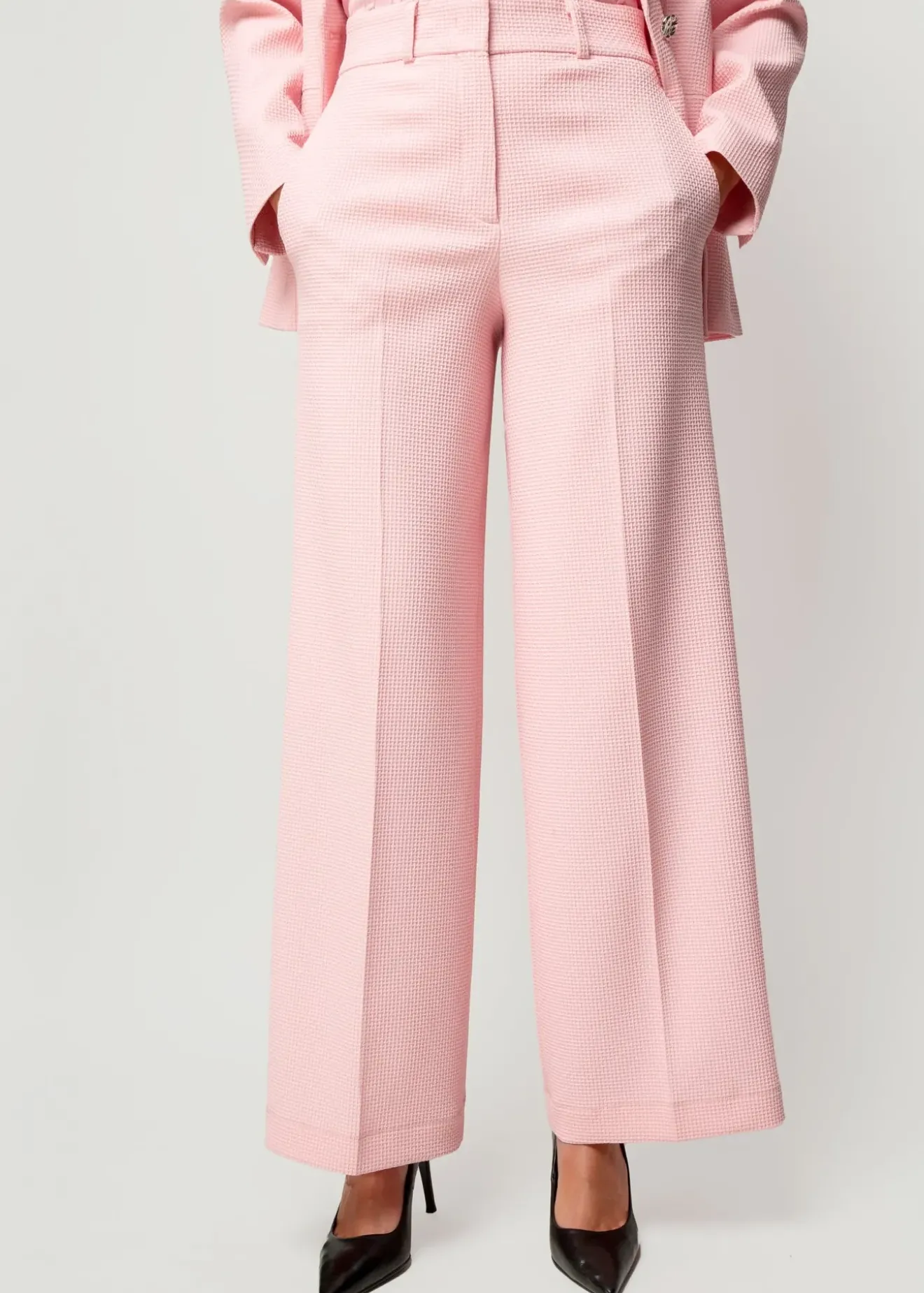 Vanilia Wafel Structuur Pantalon Coral Blush Fashion